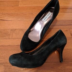 2.5" Dark Green Suede Steve Madden Pumps Heels